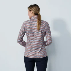Delta Half Neck