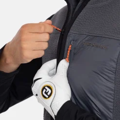 M Pile Vest