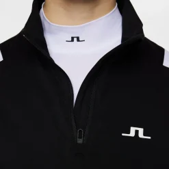 Mae Quarter Zip Mid Layer Svart