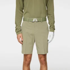 Vent Shorts